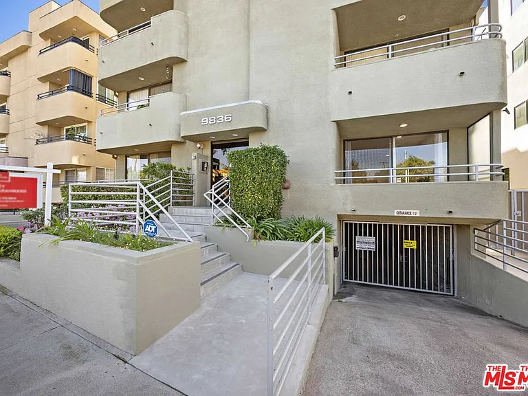 9836 Vidor Dr #1B — Photo 29