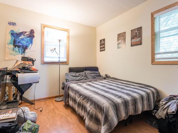 3101 N Newhall St FLOOR 2