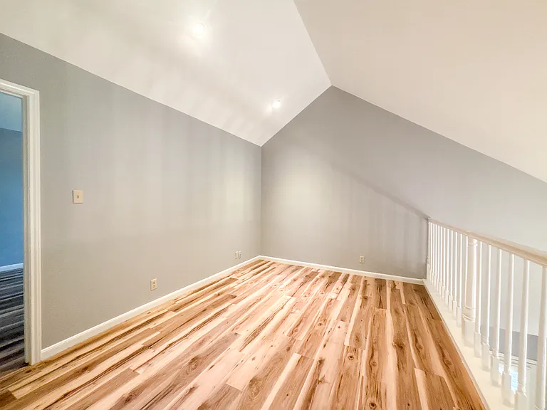 7 Chapel Hill Cir #7 — Photo 12