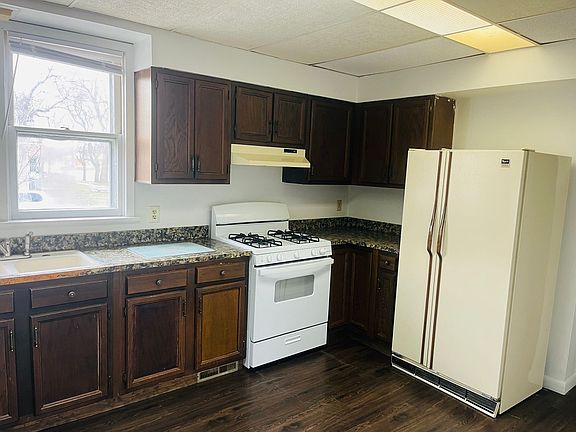 5th image of 425 S 30th St #1