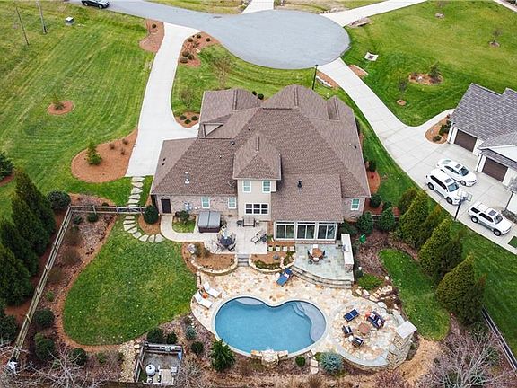 3rd image of 7712 Northern Estates Point