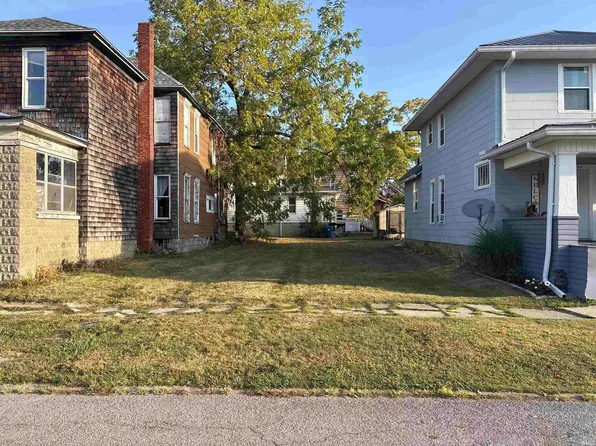 202 E King St, Garrett, IN 46738