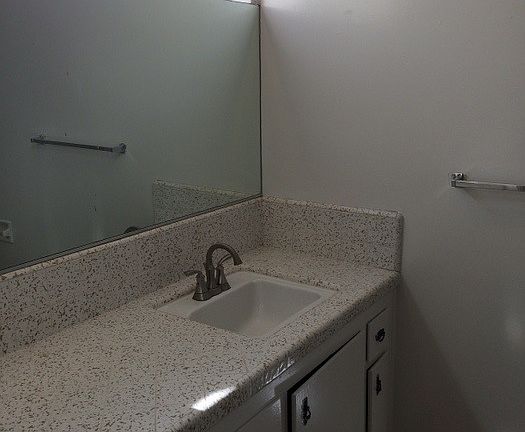 5th image of 11908 Kiowa Ave APT 8