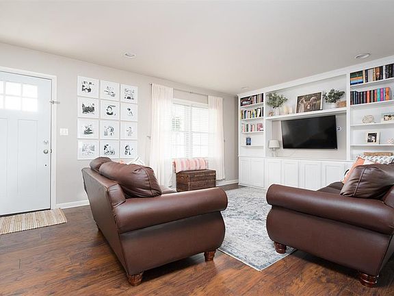 4th image of 731 Parkway Dr