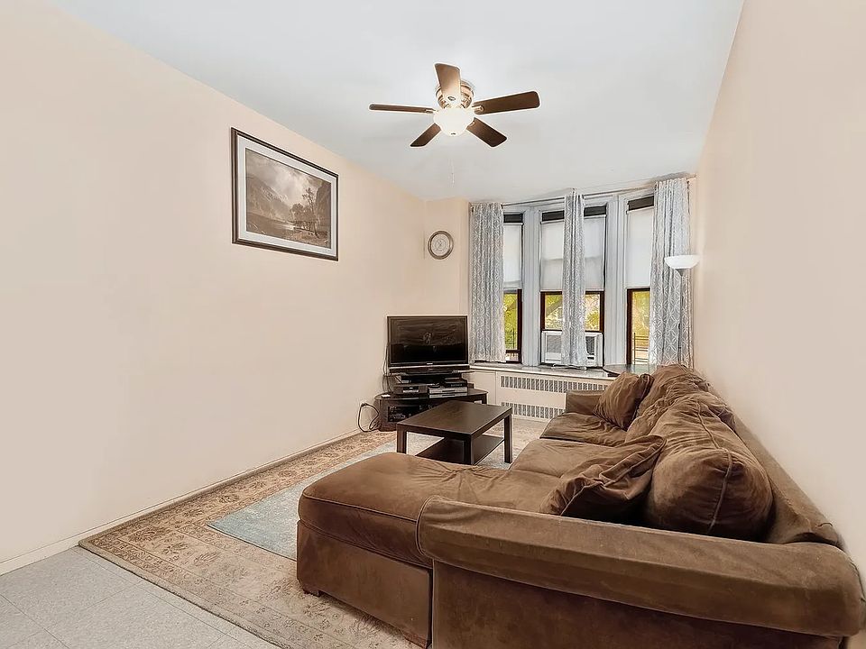 1st image of 209 W 118th St APT 2F