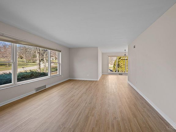2nd image of 7380 Aracoma Forest Dr