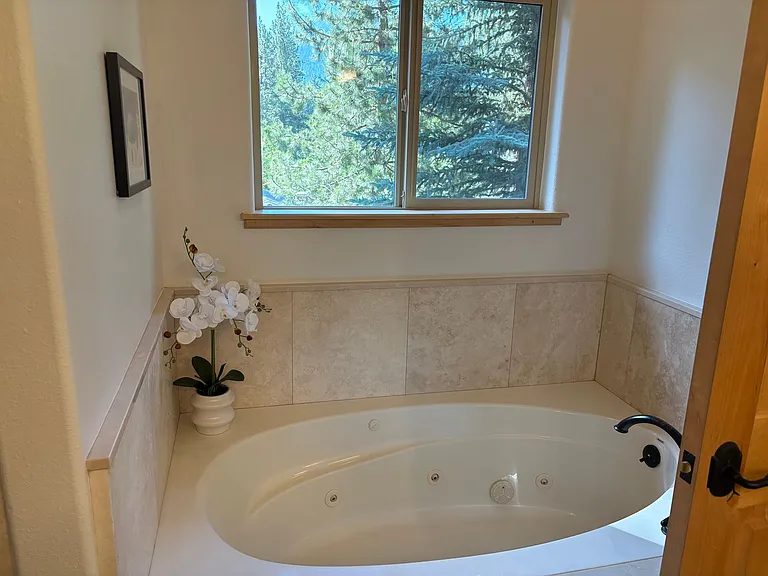 1637 Black Bart Ct — Photo 3