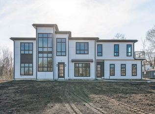 6 Back Shore Pl, Gloucester, MA 01930