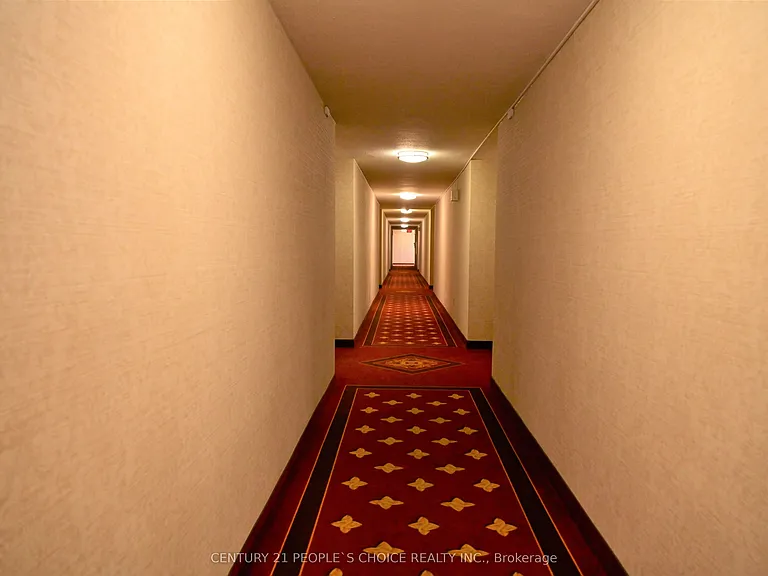 362 The East Mall #806 — Photo 2