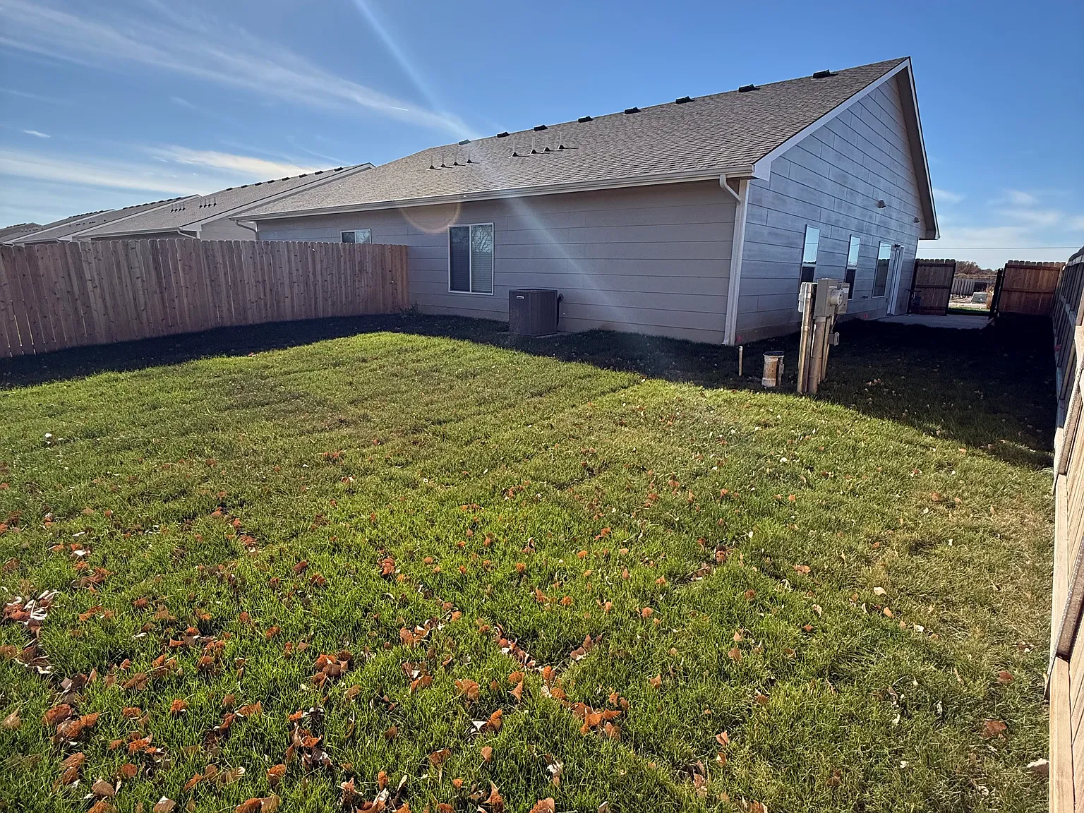 3 bed, 1269 sqft, $1,550 — Photo 2