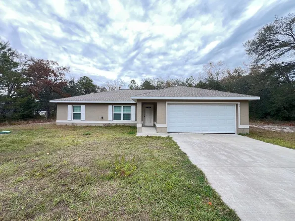 83 Guava Pass, Ocklawaha, FL 32179