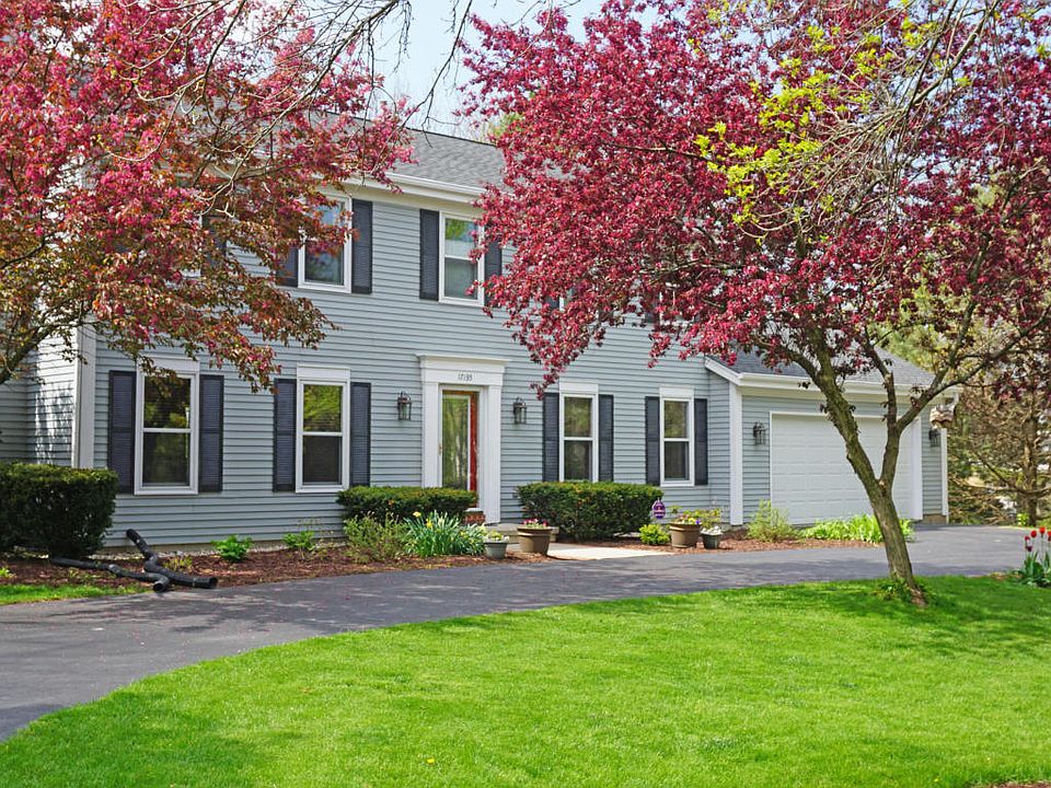 2nd image of 17135 Elizabeth Dr