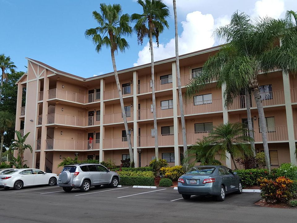 1st image of 6655 Kensington Ln APT 401