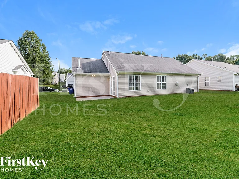 5122 Fiddlers Run Dr — Photo 18
