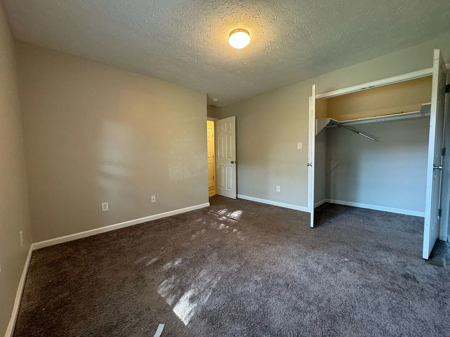 425 Darby Creek Rd — Photo 4