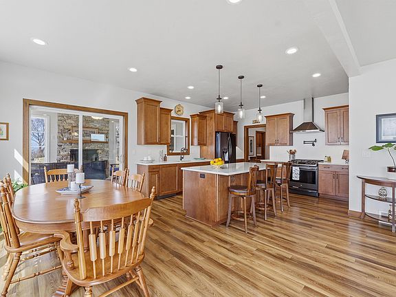 4th image of N9746 Highland Park Rd