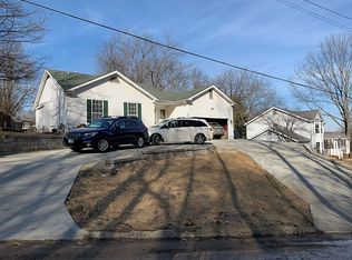 265 Old Sulphur Spring Rd, Ballwin, MO 63021