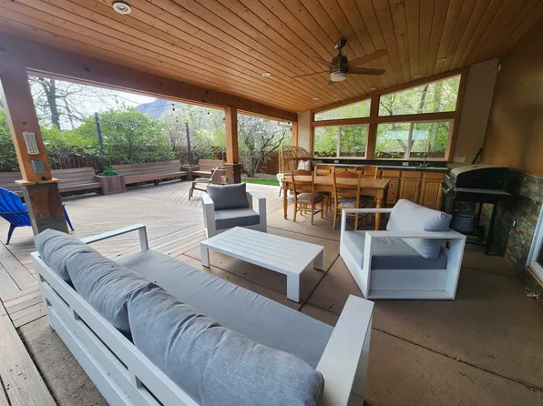 322 Park Dr, Glenwood Springs, CO 81601