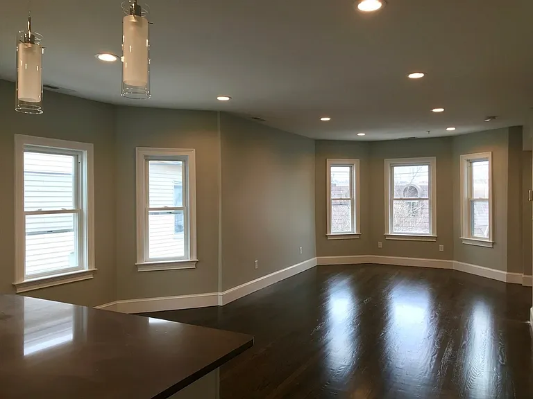91 Grant St #3 — Photo 11