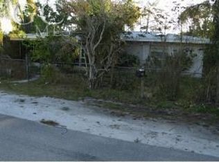 1642 Francis St, North Fort Myers, FL 33903