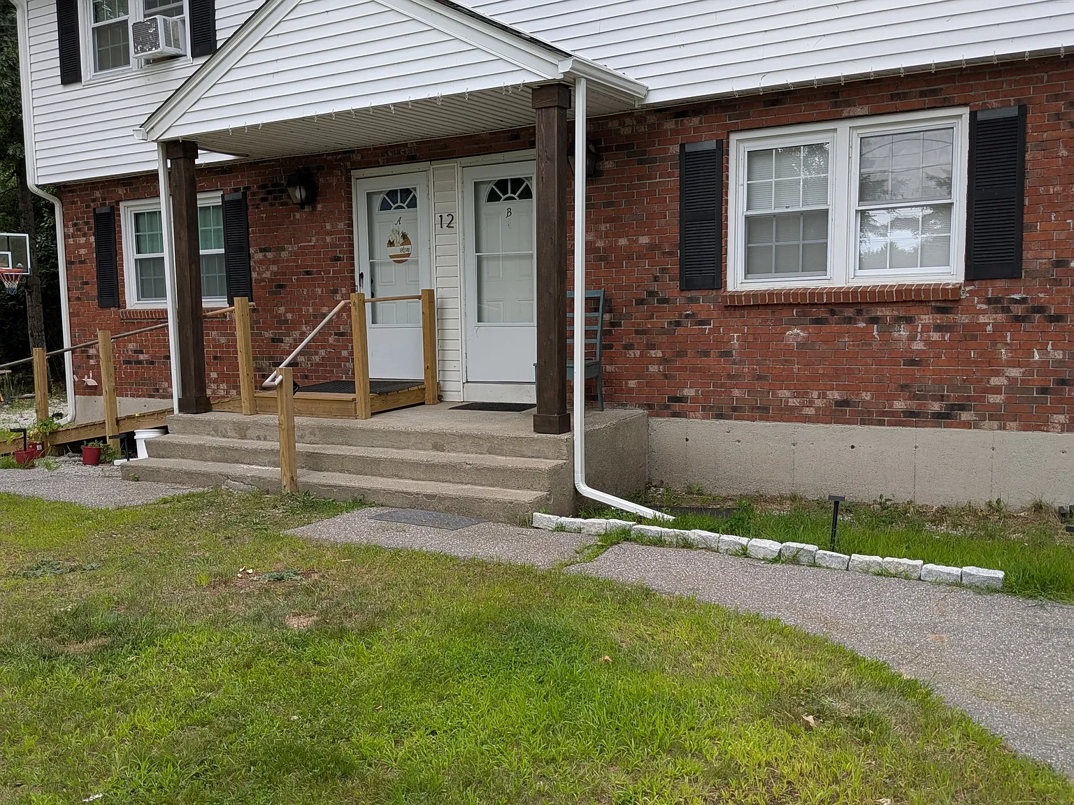 2 bed, 1026 sqft, $2,400 — Photo 1