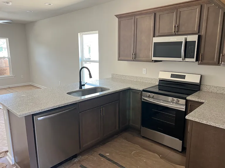12110 Trophy Ln — Photo 4