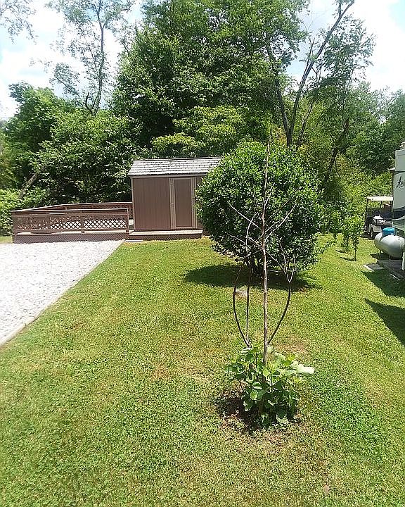 1st image of 143 Moccasin Ln