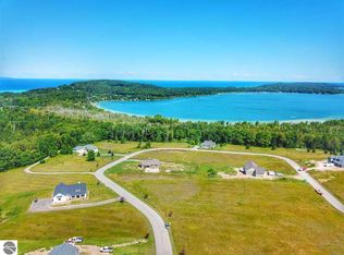 4728 E Water View Dr, Lake Leelanau, MI 49653