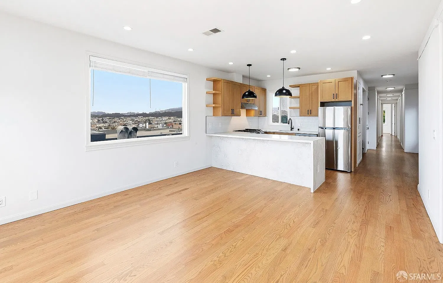 9 bed, 2000 sqft, $24,995 — Photo 3
