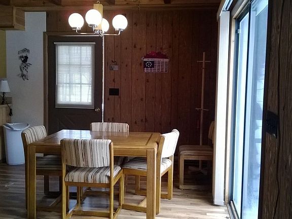 4th image of 4212 Chestnut Hill Dr