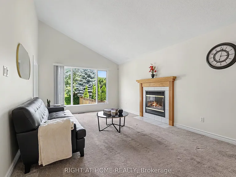 54 Fieldcrest Ave — Photo 6