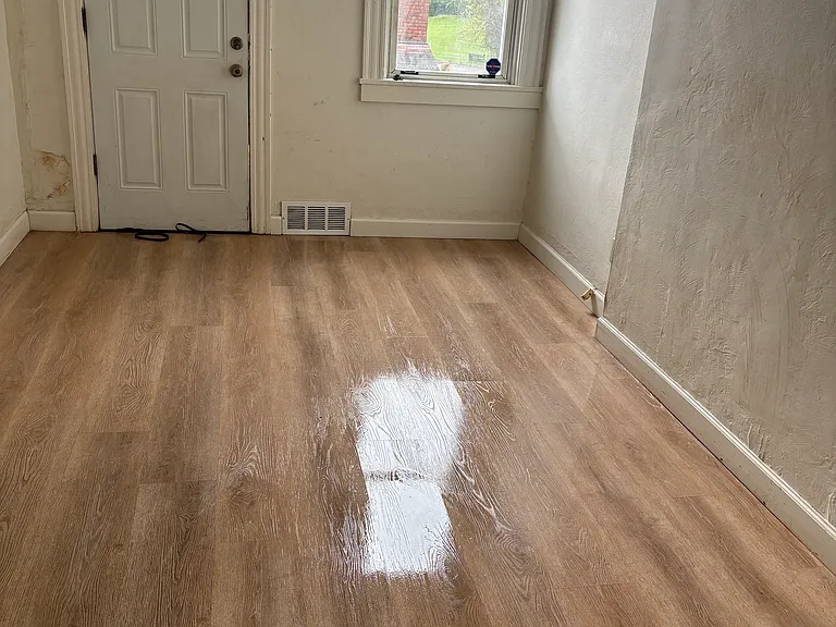 1115 Wayne Ave — Photo 5