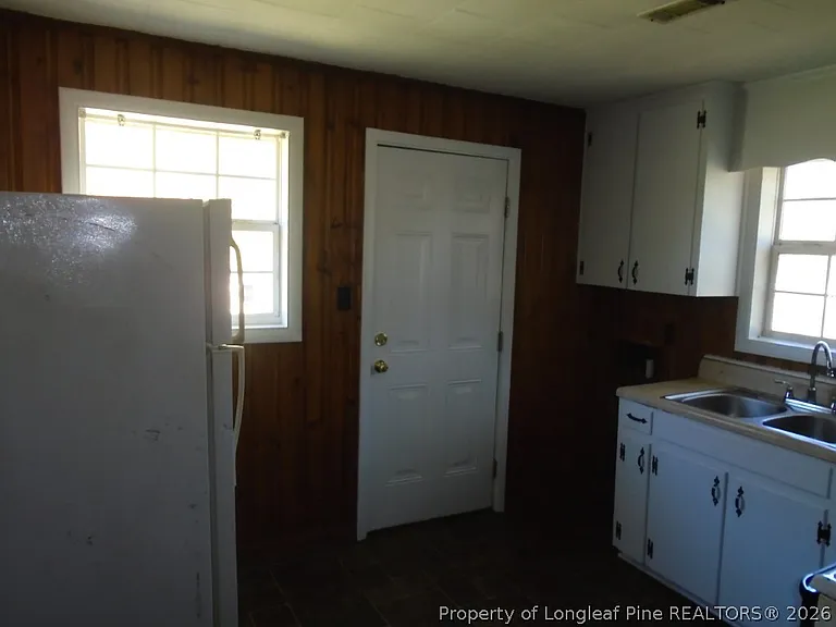 324 Old Shaw Rd — Photo 6