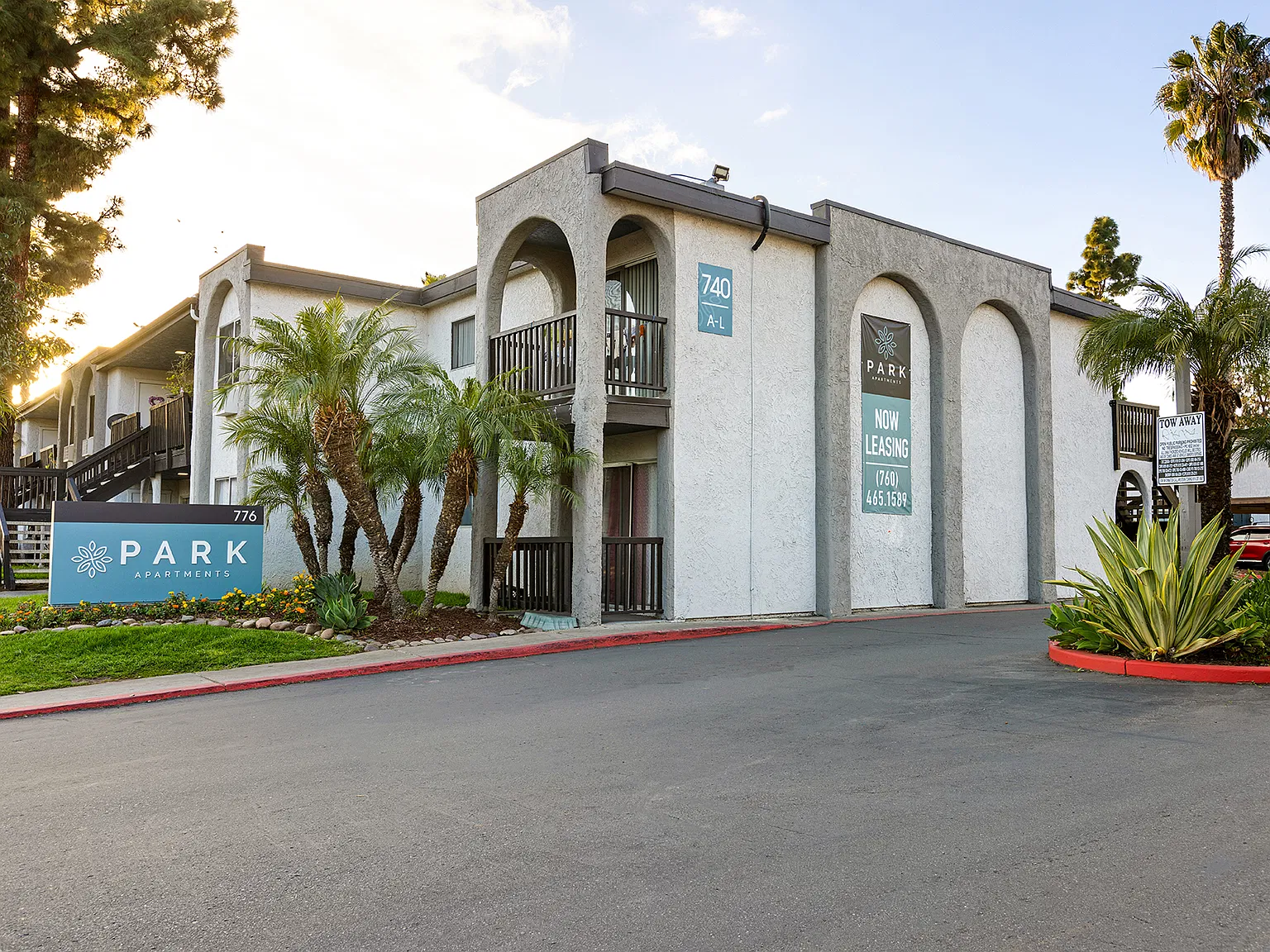 Park Apartments — Photo 1