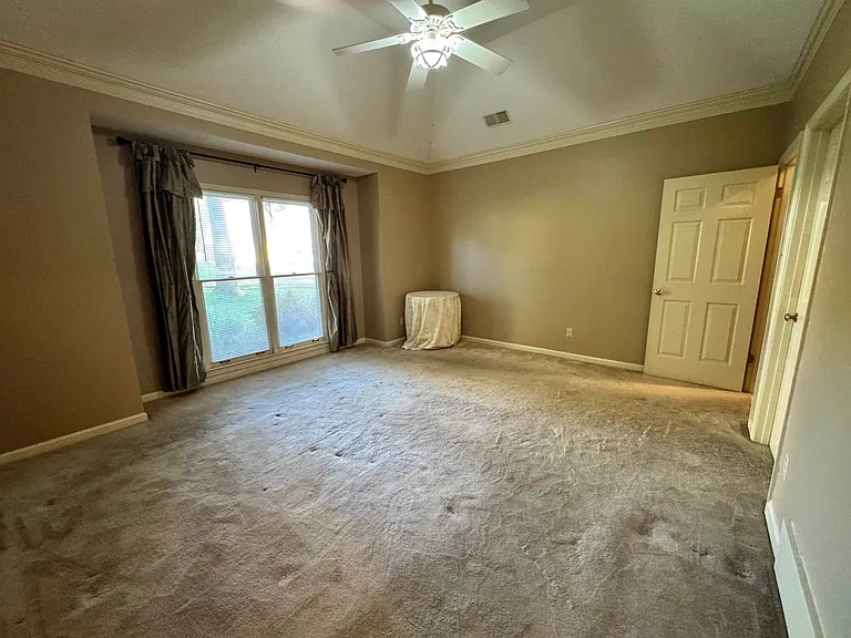 2025 Mount Badon Ln — Photo 6