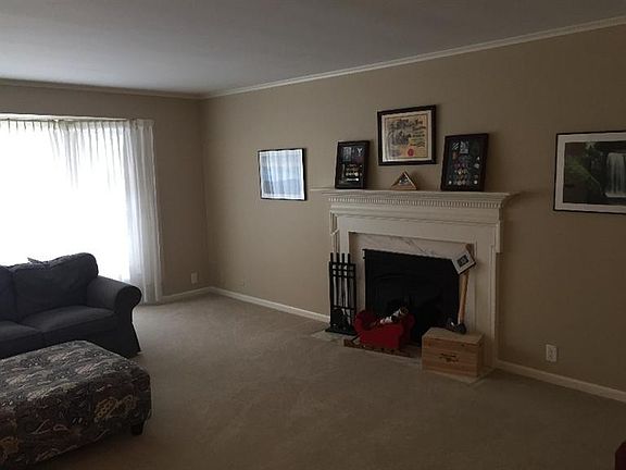5th image of 318 Maywood Ave
