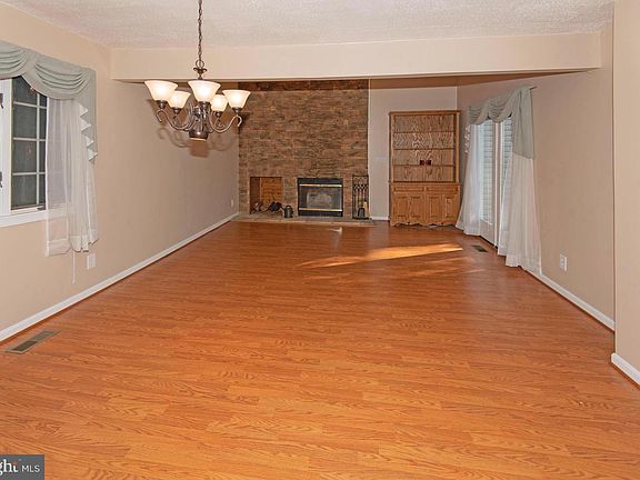 5th image of 1139 Ramblewood Dr