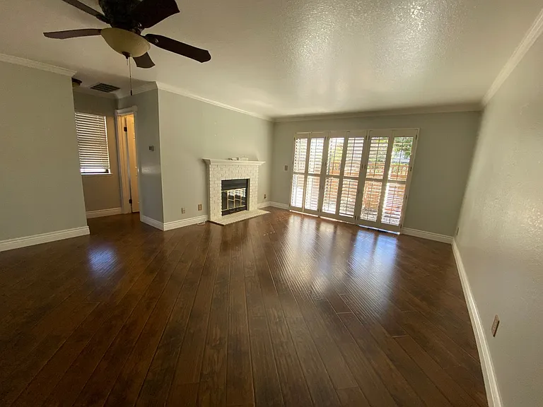 6536 Pioneer Ln — Photo 3