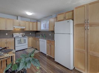 2415 9th St NW #B, Calgary, AB T2M 3L9