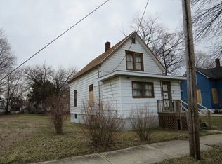 210 Grant Ave, Michigan City, IN