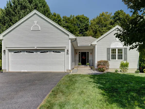 245 Oakbrook Lane, Torrington, CT 06790