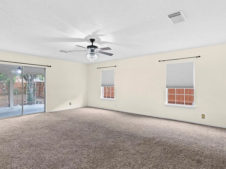 10515 Westfield Pl — Photo 8