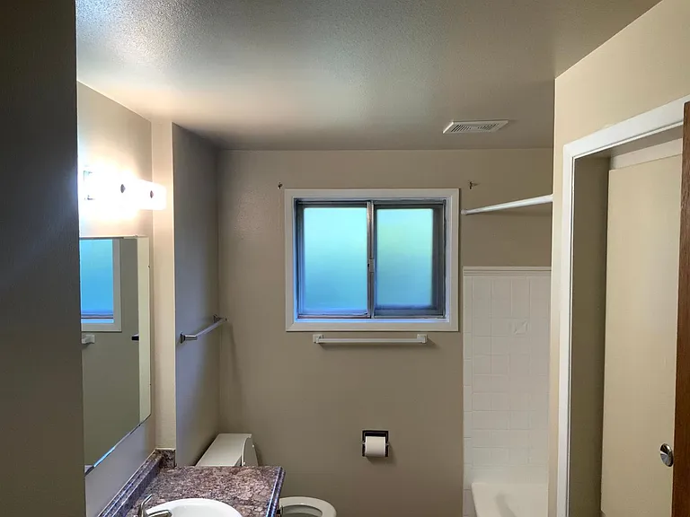 2755 Kalmia St — Photo 10