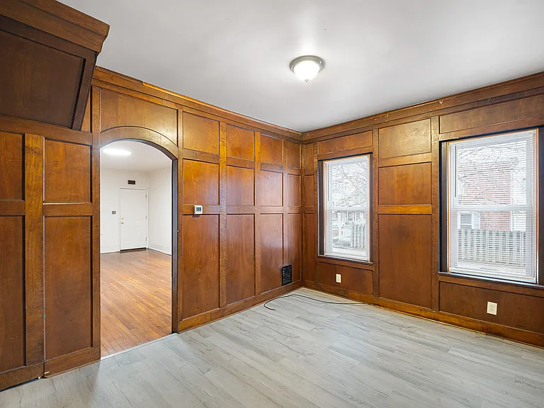 2402 N Van Buren St — Photo 5