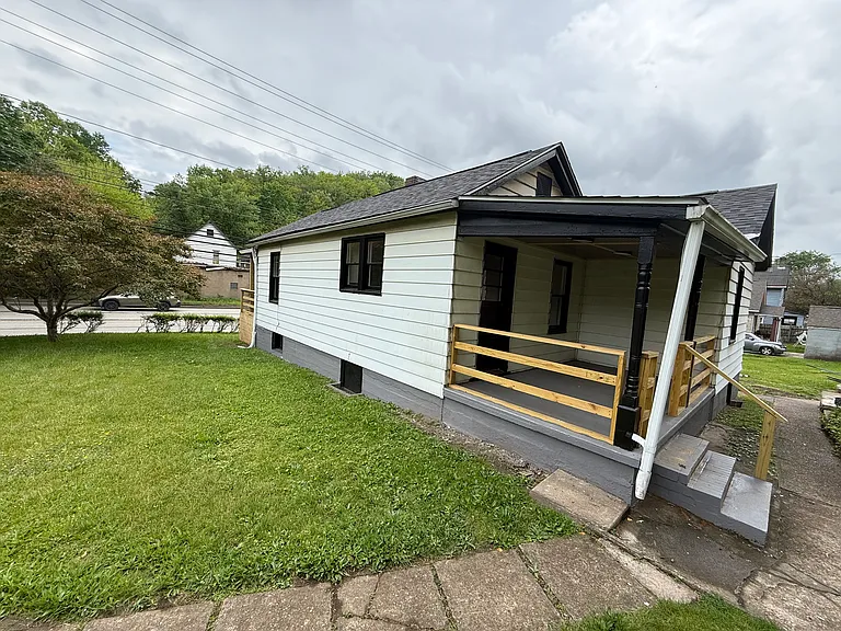 3113 Auberle St — Photo 16