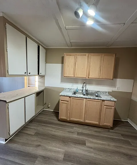 805 North Ave #103 — Photo 2