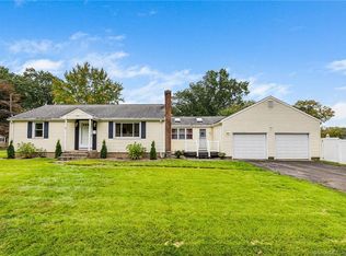 274 Lloyd St, Newington, CT 06111