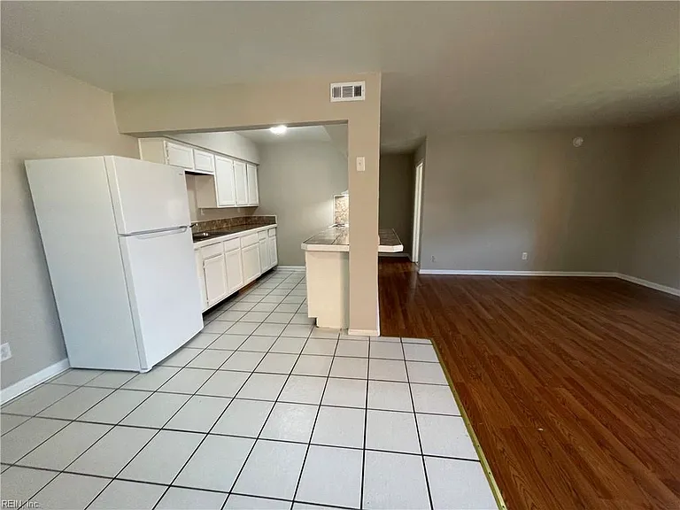 719 Marvin Ave #206 — Photo 9