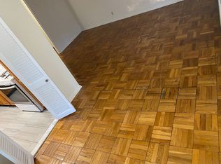 192-24 64th Cir APT 1B, Fresh Meadows, NY 11365