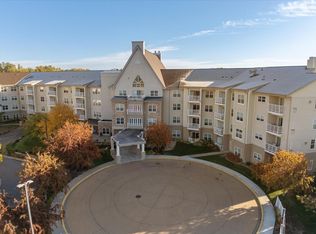 5650 Boone Ave N APT 408, New Hope, MN 55428